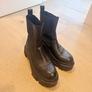 Zara Black Leather Boots